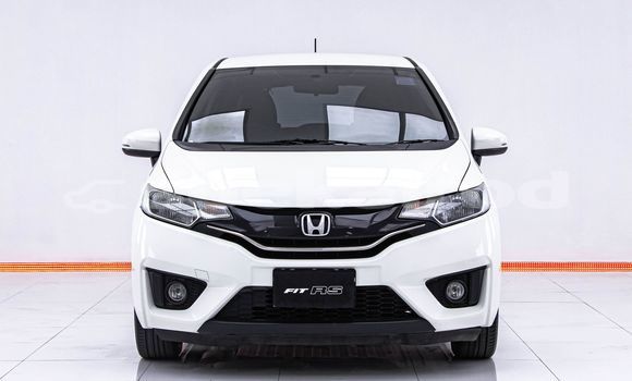 Buy Used Honda Jazz White Car in Bangkok in Bangkok Buy Used Honda Jazz White Car in Bangkok in Bangkok