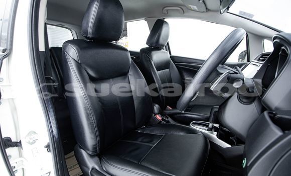 Buy Used Honda Jazz White Car in Bangkok in Bangkok Buy Used Honda Jazz White Car in Bangkok in Bangkok