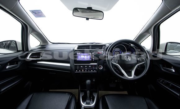 Buy Used Honda Jazz White Car in Bangkok in Bangkok Buy Used Honda Jazz White Car in Bangkok in Bangkok