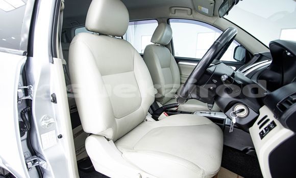 Buy Used Mitsubishi Pajero Other Car in Bangkok in Bangkok Buy Used Mitsubishi Pajero Other Car in Bangkok in Bangkok