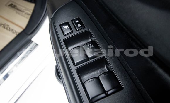 Buy Used Nissan Note White Car in Bangkok in Bangkok Buy Used Nissan Note White Car in Bangkok in Bangkok