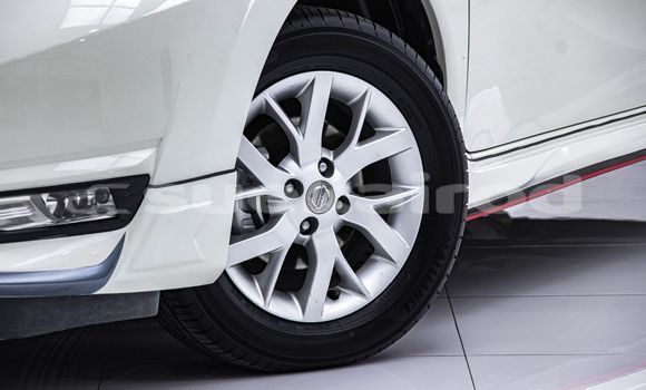 Buy Used Nissan Note White Car in Bangkok in Bangkok Buy Used Nissan Note White Car in Bangkok in Bangkok