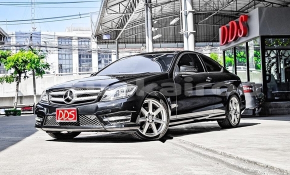 ซื้อ รถมือสอง Mercedes-Benz C180 coupe สีดำ รถยนต์ ใน %{เมือง} ใน กรุงเทพมหานคร ซื้อ รถมือสอง Mercedes-Benz C180 coupe สีดำ รถยนต์ ใน %{เมือง} ใน กรุงเทพมหานคร