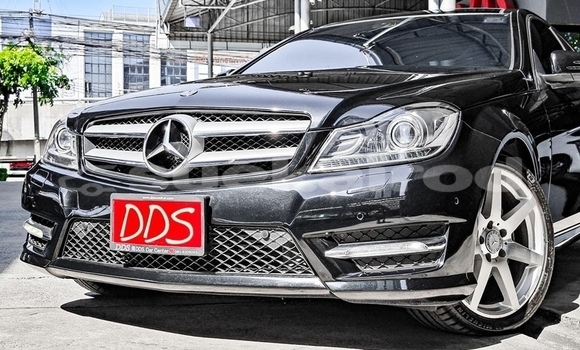 ซื้อ รถมือสอง Mercedes-Benz C180 coupe สีดำ รถยนต์ ใน %{เมือง} ใน กรุงเทพมหานคร ซื้อ รถมือสอง Mercedes-Benz C180 coupe สีดำ รถยนต์ ใน %{เมือง} ใน กรุงเทพมหานคร