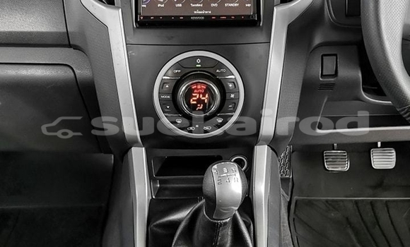 ซื้อ รถมือสอง Isuzu D-Max ขาว รถยนต์ ใน %{เมือง} ใน กรุงเทพมหานคร ซื้อ รถมือสอง Isuzu D-Max ขาว รถยนต์ ใน %{เมือง} ใน กรุงเทพมหานคร