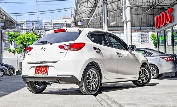 ซื้อ รถมือสอง Mazda 2 ขาว รถยนต์ ใน %{เมือง} ใน กรุงเทพมหานคร ซื้อ รถมือสอง Mazda 2 ขาว รถยนต์ ใน %{เมือง} ใน กรุงเทพมหานคร