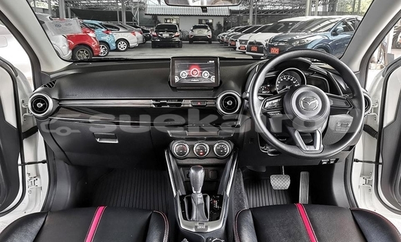 ซื้อ รถมือสอง Mazda 2 ขาว รถยนต์ ใน %{เมือง} ใน กรุงเทพมหานคร ซื้อ รถมือสอง Mazda 2 ขาว รถยนต์ ใน %{เมือง} ใน กรุงเทพมหานคร