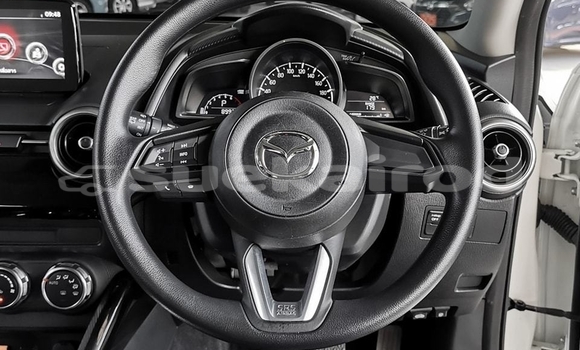 ซื้อ รถมือสอง Mazda 2 ขาว รถยนต์ ใน %{เมือง} ใน กรุงเทพมหานคร ซื้อ รถมือสอง Mazda 2 ขาว รถยนต์ ใน %{เมือง} ใน กรุงเทพมหานคร