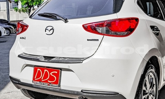 ซื้อ รถมือสอง Mazda 2 ขาว รถยนต์ ใน %{เมือง} ใน กรุงเทพมหานคร ซื้อ รถมือสอง Mazda 2 ขาว รถยนต์ ใน %{เมือง} ใน กรุงเทพมหานคร