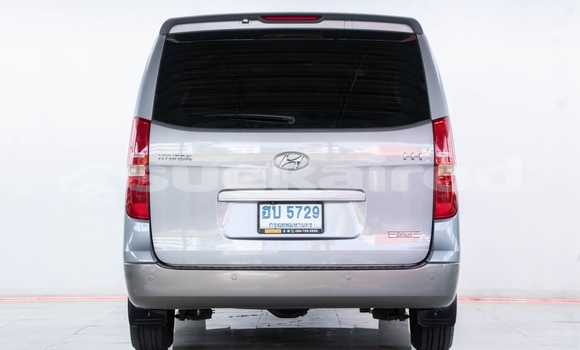 Buy Used Hyundai H1 Other Car in Bangkok in Bangkok Buy Used Hyundai H1 Other Car in Bangkok in Bangkok