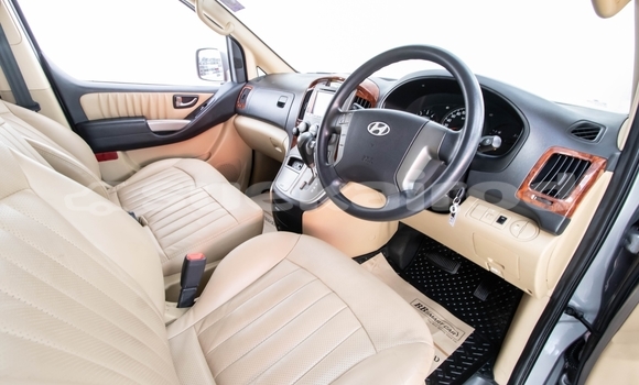 Buy Used Hyundai H1 Other Car in Bangkok in Bangkok Buy Used Hyundai H1 Other Car in Bangkok in Bangkok