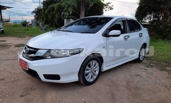 ซื้อ รถมือสอง Honda City ขาว รถยนต์ ใน %{เมือง} ใน กรุงเทพมหานคร ซื้อ รถมือสอง Honda City ขาว รถยนต์ ใน %{เมือง} ใน กรุงเทพมหานคร
