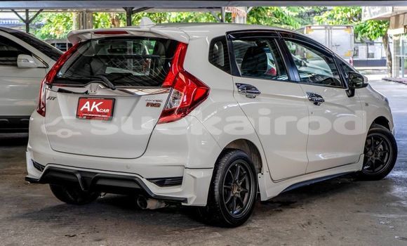 ซื้อ รถมือสอง Honda Jazz ขาว รถยนต์ ใน %{เมือง} ใน กรุงเทพมหานคร ซื้อ รถมือสอง Honda Jazz ขาว รถยนต์ ใน %{เมือง} ใน กรุงเทพมหานคร