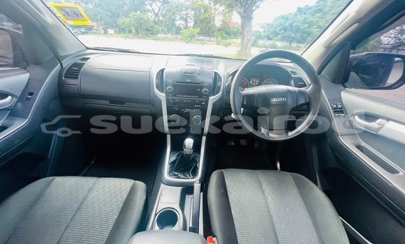 ซื้อ รถมือสอง Isuzu D-Max สีดำ รถยนต์ ใน %{เมือง} ใน กรุงเทพมหานคร ซื้อ รถมือสอง Isuzu D-Max สีดำ รถยนต์ ใน %{เมือง} ใน กรุงเทพมหานคร