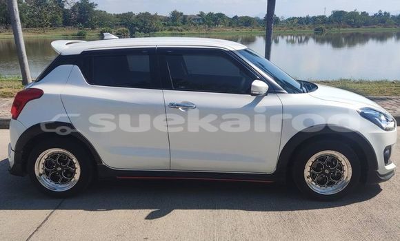 ซื้อ รถมือสอง Suzuki Swift ขาว รถยนต์ ใน %{เมือง} ใน กรุงเทพมหานคร ซื้อ รถมือสอง Suzuki Swift ขาว รถยนต์ ใน %{เมือง} ใน กรุงเทพมหานคร