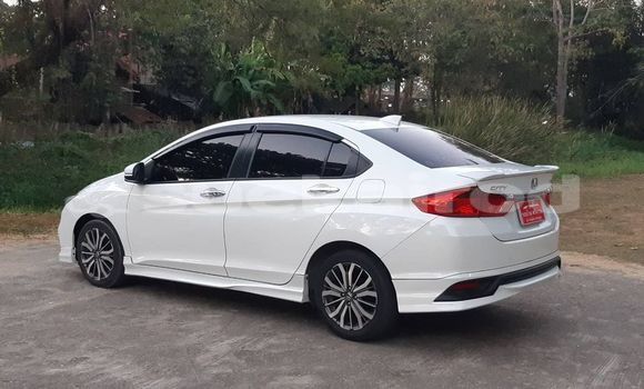 ซื้อ รถมือสอง Honda City สีดำ รถยนต์ ใน %{เมือง} ใน กรุงเทพมหานคร ซื้อ รถมือสอง Honda City สีดำ รถยนต์ ใน %{เมือง} ใน กรุงเทพมหานคร