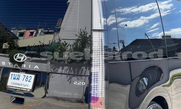 Buy Used Hyundai Starex (H-1) Black Car in Bangkok in Bangkok Buy Used Hyundai Starex (H-1) Black Car in Bangkok in Bangkok