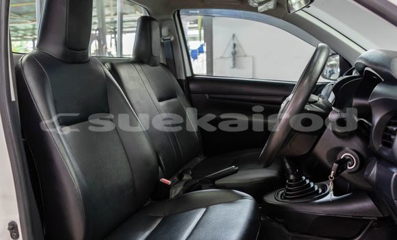 ซื้อ รถมือสอง Toyota Hilux ขาว รถยนต์ ใน %{เมือง} ใน กรุงเทพมหานคร ซื้อ รถมือสอง Toyota Hilux ขาว รถยนต์ ใน %{เมือง} ใน กรุงเทพมหานคร