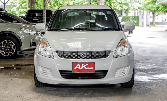 ซื้อ รถมือสอง Suzuki Swift ขาว รถยนต์ ใน %{เมือง} ใน กรุงเทพมหานคร ซื้อ รถมือสอง Suzuki Swift ขาว รถยนต์ ใน %{เมือง} ใน กรุงเทพมหานคร