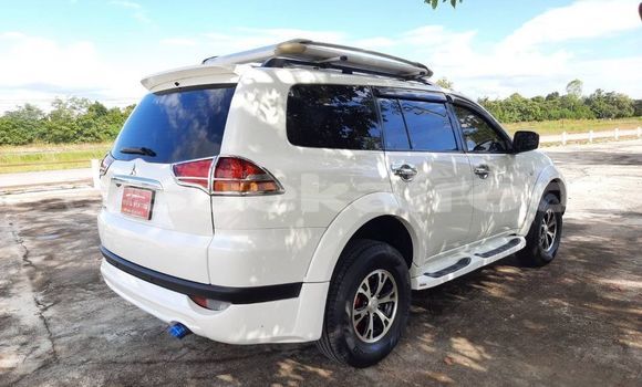 ซื้อ รถมือสอง Mitsubishi Pajero ขาว รถยนต์ ใน %{เมือง} ใน กรุงเทพมหานคร ซื้อ รถมือสอง Mitsubishi Pajero ขาว รถยนต์ ใน %{เมือง} ใน กรุงเทพมหานคร