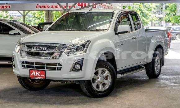 ซื้อ รถมือสอง Isuzu D-Max ขาว รถยนต์ ใน %{เมือง} ใน กรุงเทพมหานคร ซื้อ รถมือสอง Isuzu D-Max ขาว รถยนต์ ใน %{เมือง} ใน กรุงเทพมหานคร
