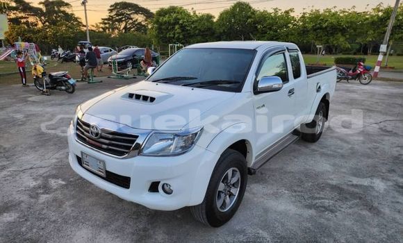 ซื้อ รถมือสอง Toyota Hilux ขาว รถยนต์ ใน %{เมือง} ใน กรุงเทพมหานคร ซื้อ รถมือสอง Toyota Hilux ขาว รถยนต์ ใน %{เมือง} ใน กรุงเทพมหานคร