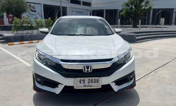 ซื้อ รถมือสอง Honda Civic ขาว รถยนต์ ใน %{เมือง} ใน กรุงเทพมหานคร