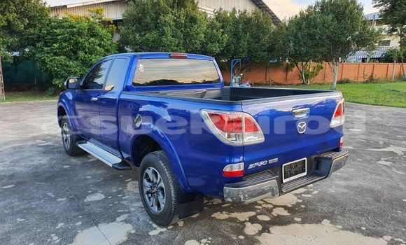 ซื้อ รถมือสอง Mazda BT-50 สีน้ำเงิน รถยนต์ ใน %{เมือง} ใน กรุงเทพมหานคร ซื้อ รถมือสอง Mazda BT-50 สีน้ำเงิน รถยนต์ ใน %{เมือง} ใน กรุงเทพมหานคร