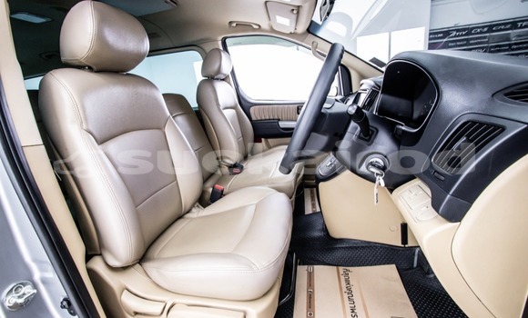 ซื้อ รถมือสอง Hyundai H1 อื่น ๆ รถยนต์ ใน %{เมือง} ใน กรุงเทพมหานคร ซื้อ รถมือสอง Hyundai H1 อื่น ๆ รถยนต์ ใน %{เมือง} ใน กรุงเทพมหานคร