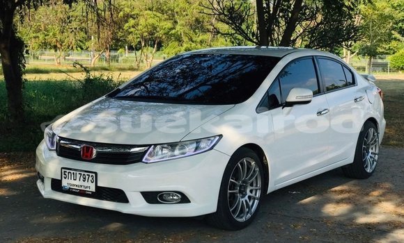 Buy Used Honda Civic White Car in Phitsanulok in Phitsanulok Buy Used Honda Civic White Car in Phitsanulok in Phitsanulok