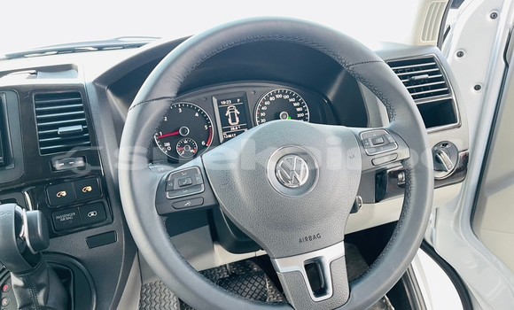 Buy Used Volkswagen Caravelle Silver Car in Bangkok in Bangkok Buy Used Volkswagen Caravelle Silver Car in Bangkok in Bangkok