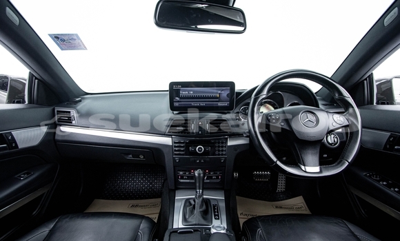 ซื้อ รถมือสอง Mercedes‒Benz E–Class สีดำ รถยนต์ ใน %{เมือง} ใน กรุงเทพมหานคร ซื้อ รถมือสอง Mercedes‒Benz E–Class สีดำ รถยนต์ ใน %{เมือง} ใน กรุงเทพมหานคร