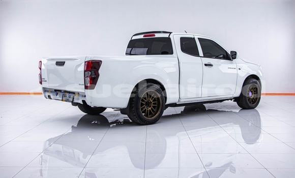 ซื้อ รถมือสอง Isuzu D–MAX ขาว รถยนต์ ใน %{เมือง} ใน กรุงเทพมหานคร ซื้อ รถมือสอง Isuzu D–MAX ขาว รถยนต์ ใน %{เมือง} ใน กรุงเทพมหานคร