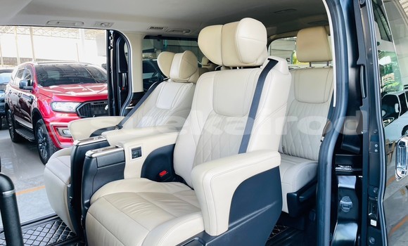 Buy Used Toyota Matrix Black Car in Bangkok in Bangkok Buy Used Toyota Matrix Black Car in Bangkok in Bangkok