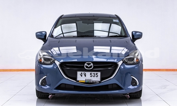 ซื้อ รถมือสอง Mazda 2 สีน้ำเงิน รถยนต์ ใน %{เมือง} ใน กรุงเทพมหานคร