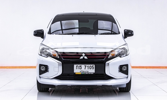 ซื้อ รถมือสอง Mitsubishi Airtrek ขาว รถยนต์ ใน %{เมือง} ใน กรุงเทพมหานคร