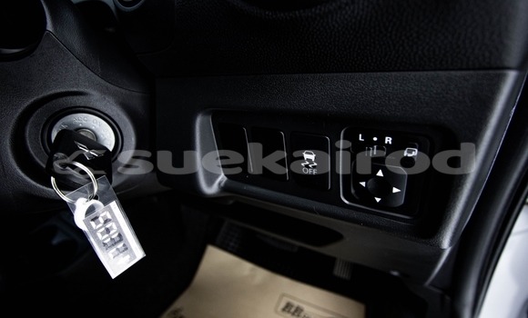 Buy Used Mitsubishi Airtrek White Car in Bangkok in Bangkok Buy Used Mitsubishi Airtrek White Car in Bangkok in Bangkok