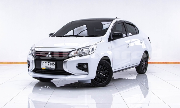Buy Used Mitsubishi Airtrek White Car in Bangkok in Bangkok Buy Used Mitsubishi Airtrek White Car in Bangkok in Bangkok
