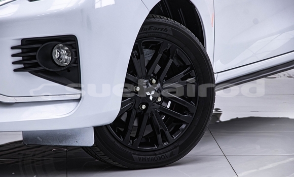 Buy Used Mitsubishi Airtrek White Car in Bangkok in Bangkok Buy Used Mitsubishi Airtrek White Car in Bangkok in Bangkok