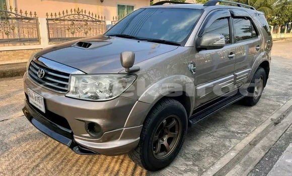 ซื้อ รถมือสอง Toyota Fortuner อื่น ๆ รถยนต์ ใน %{เมือง} ใน ชัยนาท ซื้อ รถมือสอง Toyota Fortuner อื่น ๆ รถยนต์ ใน %{เมือง} ใน ชัยนาท