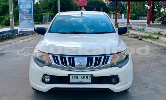 Buy Used Mitsubishi Carisma Other Car in Chai Nat in Chai Nat