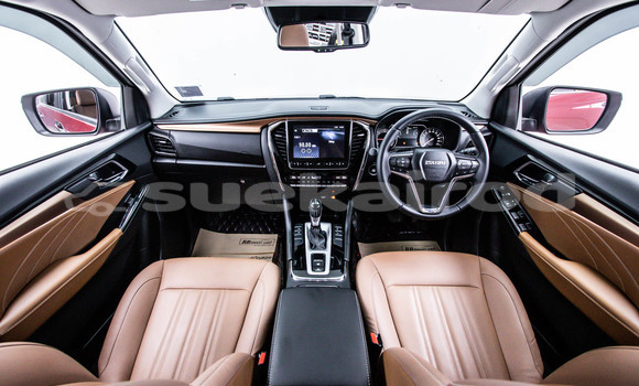 ซื้อ รถมือสอง Isuzu MU-X สีแดง รถยนต์ ใน %{เมือง} ใน กรุงเทพมหานคร ซื้อ รถมือสอง Isuzu MU-X สีแดง รถยนต์ ใน %{เมือง} ใน กรุงเทพมหานคร