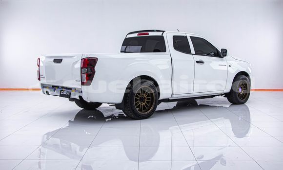 ซื้อ รถมือสอง Isuzu D-Max ขาว รถยนต์ ใน %{เมือง} ใน กรุงเทพมหานคร ซื้อ รถมือสอง Isuzu D-Max ขาว รถยนต์ ใน %{เมือง} ใน กรุงเทพมหานคร