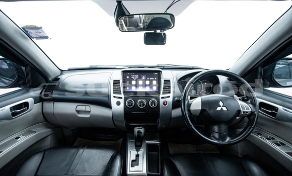 ซื้อ รถมือสอง Mitsubishi Pajero Sport สีน้ำตาล รถยนต์ ใน %{เมือง} ใน กรุงเทพมหานคร ซื้อ รถมือสอง Mitsubishi Pajero Sport สีน้ำตาล รถยนต์ ใน %{เมือง} ใน กรุงเทพมหานคร