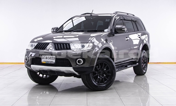 ซื้อ รถมือสอง Mitsubishi Pajero Sport สีน้ำตาล รถยนต์ ใน %{เมือง} ใน กรุงเทพมหานคร ซื้อ รถมือสอง Mitsubishi Pajero Sport สีน้ำตาล รถยนต์ ใน %{เมือง} ใน กรุงเทพมหานคร