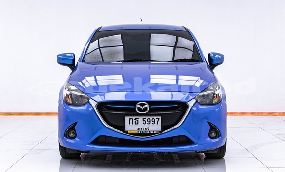 ซื้อ รถมือสอง Mazda 2 สีน้ำเงิน รถยนต์ ใน %{เมือง} ใน กรุงเทพมหานคร