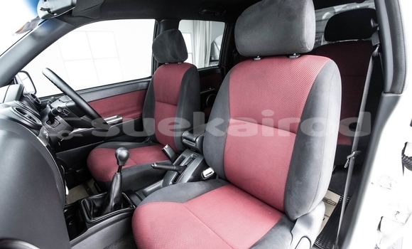 Buy Used Isuzu D-Max White Car in Bangkok in Bangkok Buy Used Isuzu D-Max White Car in Bangkok in Bangkok