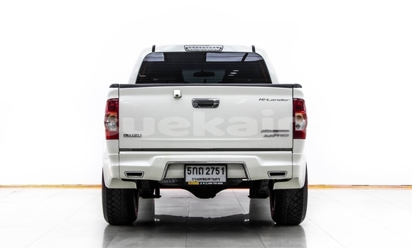 Buy Used Isuzu D-Max White Car in Bangkok in Bangkok Buy Used Isuzu D-Max White Car in Bangkok in Bangkok