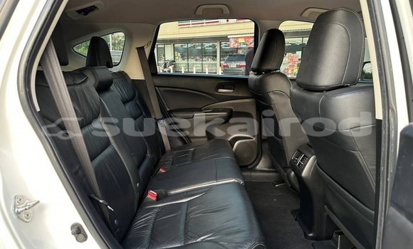 Buy Used Honda CR-V White Car in Bangkok in Bangkok Buy Used Honda CR-V White Car in Bangkok in Bangkok