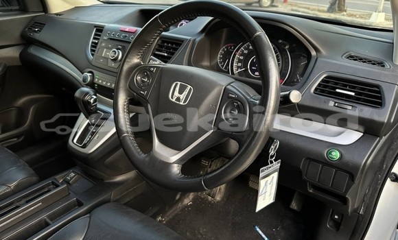 Buy Used Honda CR-V White Car in Bangkok in Bangkok Buy Used Honda CR-V White Car in Bangkok in Bangkok